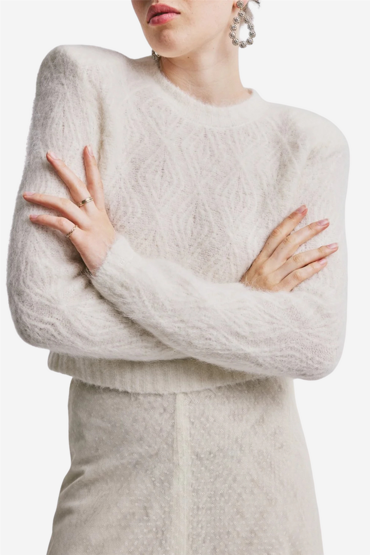 by TiMo Genser & Cardigan Alpaca Top Off White
