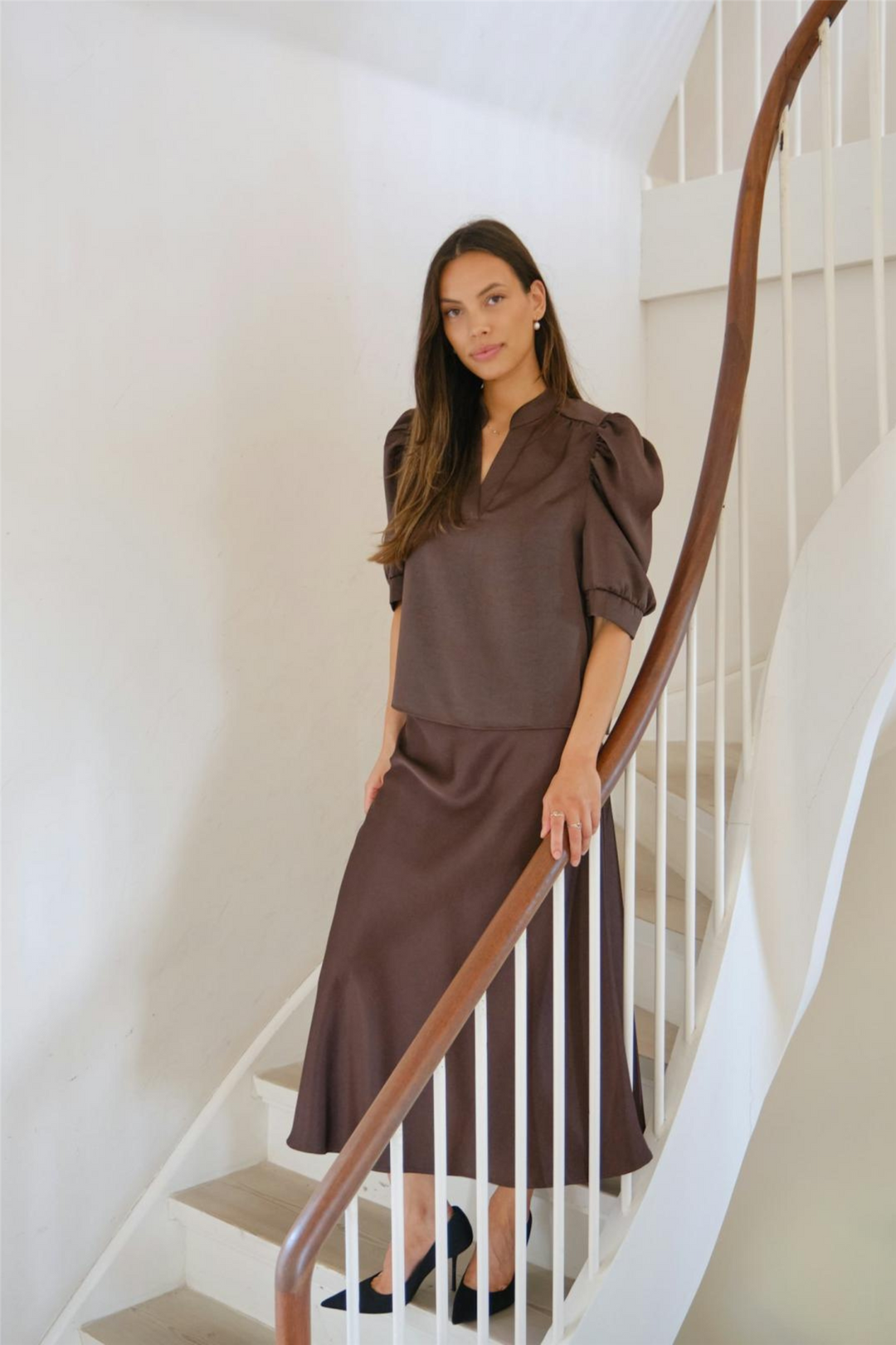 Roella Heavy Sateen Blouse Dark Brown