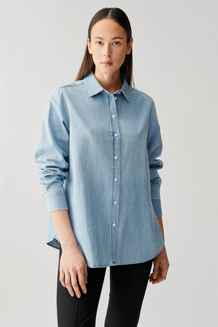 Sofie A-shape Oversized Shirt Light Stonewashed Denim