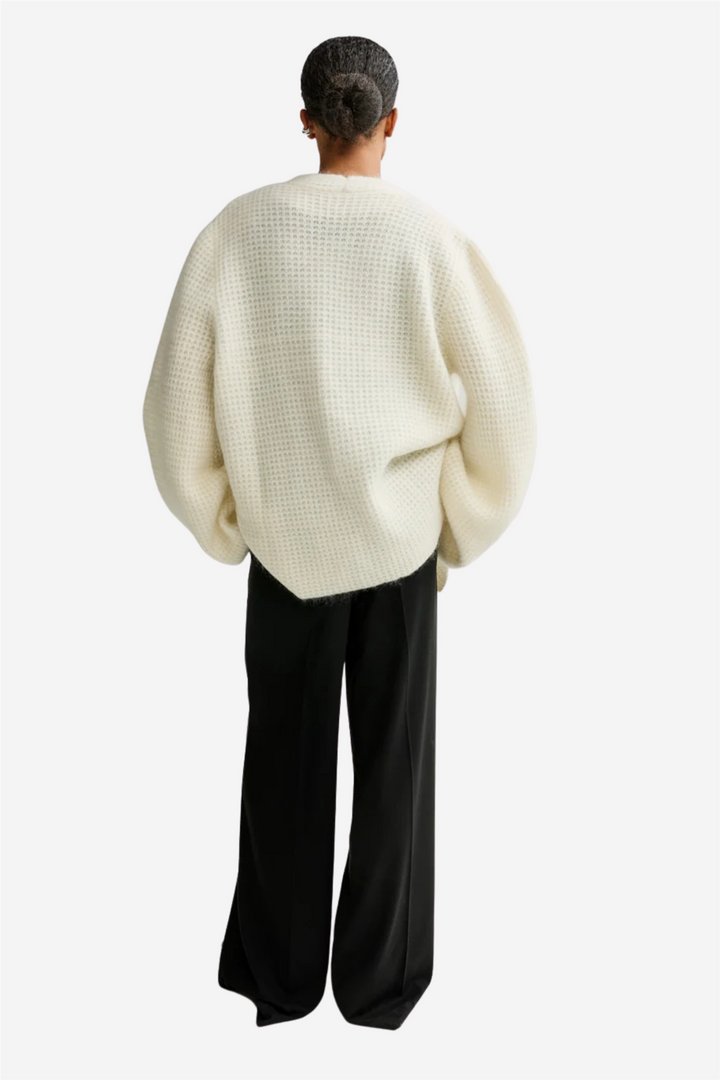 Christian Aks Genser & Cardigan Solange Mohair Cardigan Eggshell