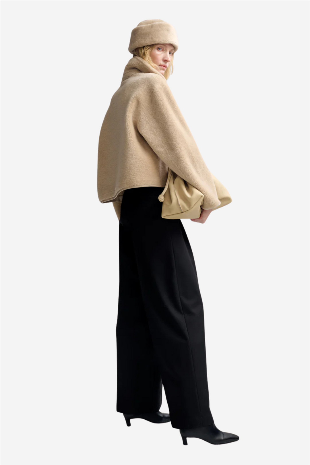 Christian Aks Tilbehør Adira Lamb Fur Hat Beige