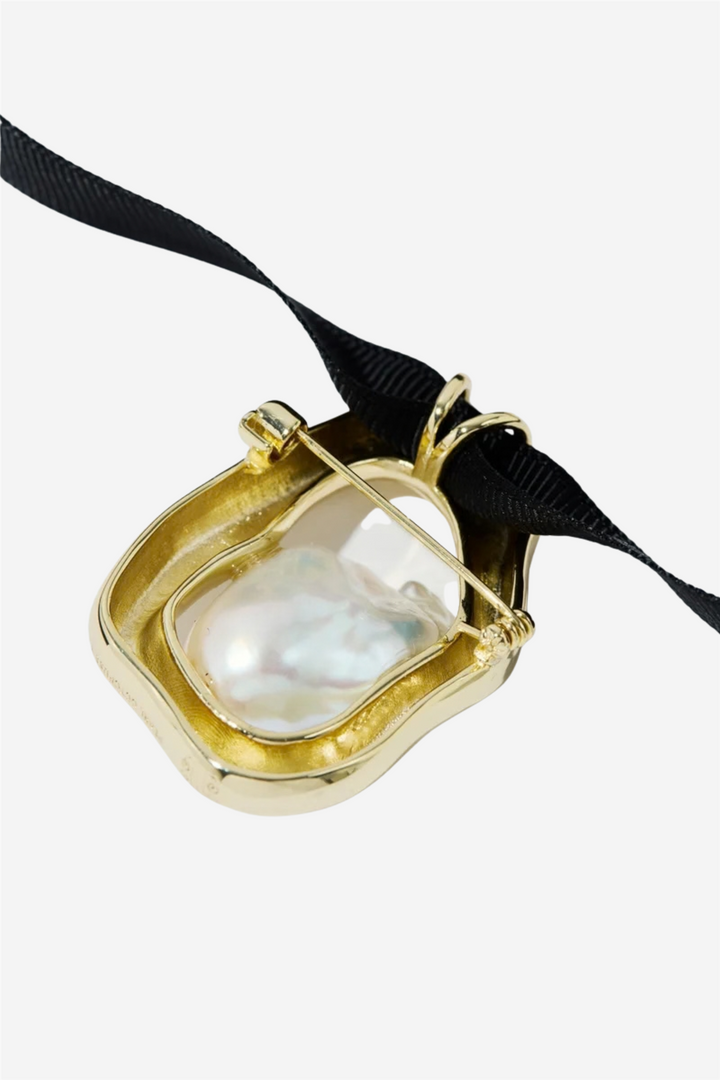 Rina Brooch Gold
