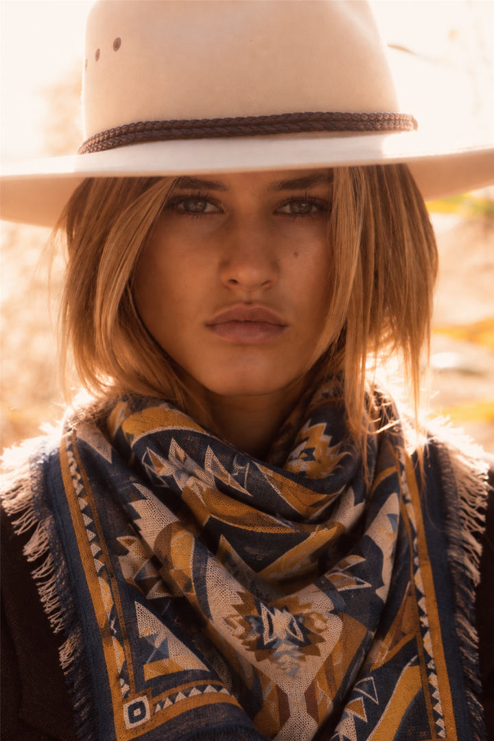Canyon Cashmere Scarf Navy/Beige