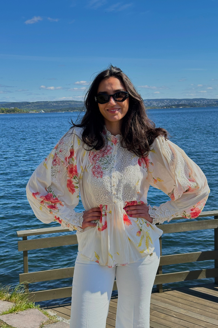 Cotton Slub Decorated Blouse Straw