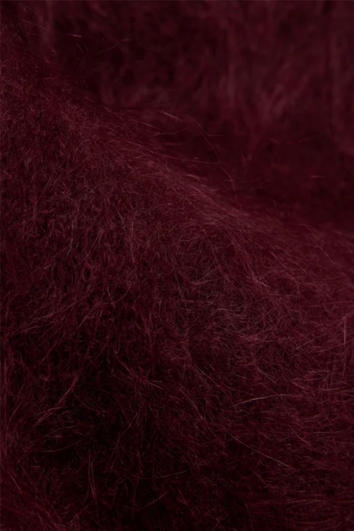 Li Chunky Sweater Oxblood