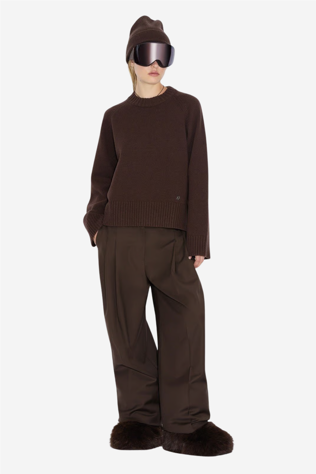W. Wool Crew Dark Brown