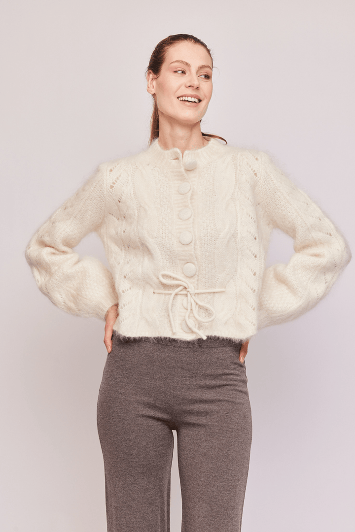 Ella &amp; il Genser &amp; Cardigan Sophia Chunky Cardigan White