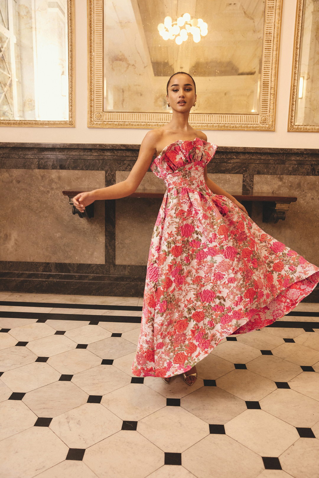 Elliatt Kjoler & jumpsuits Floralie Strapless Gown Pink Floral