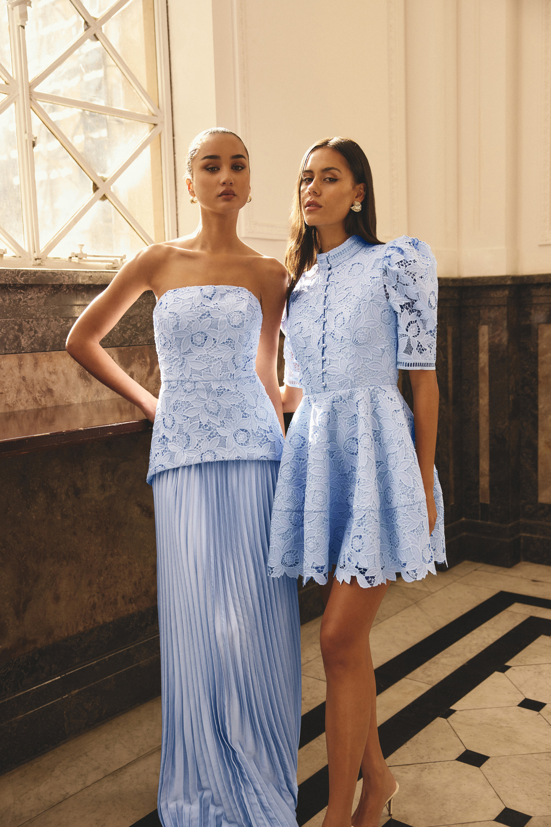 Elliatt Kjoler & jumpsuits Lacy Puff Sleeve Mini Dress Powderblue