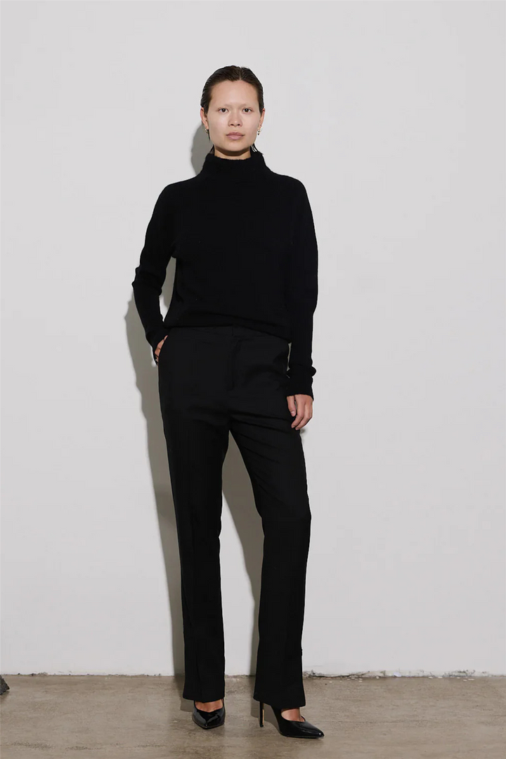 Envelope1976 Genser & Cardigan Vienna Knit Black