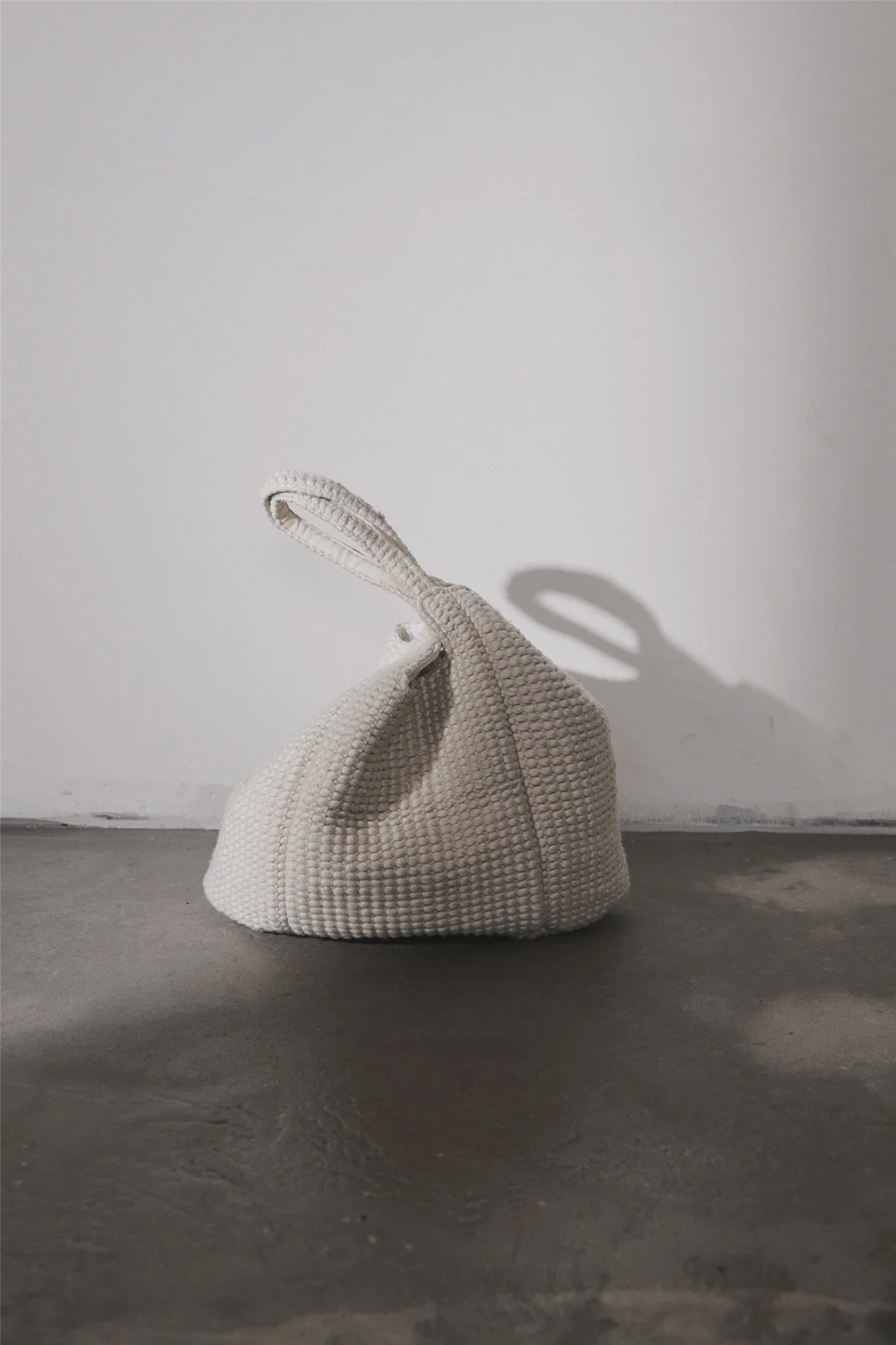 Envelope1976 Vesker Bay Bag Ecru