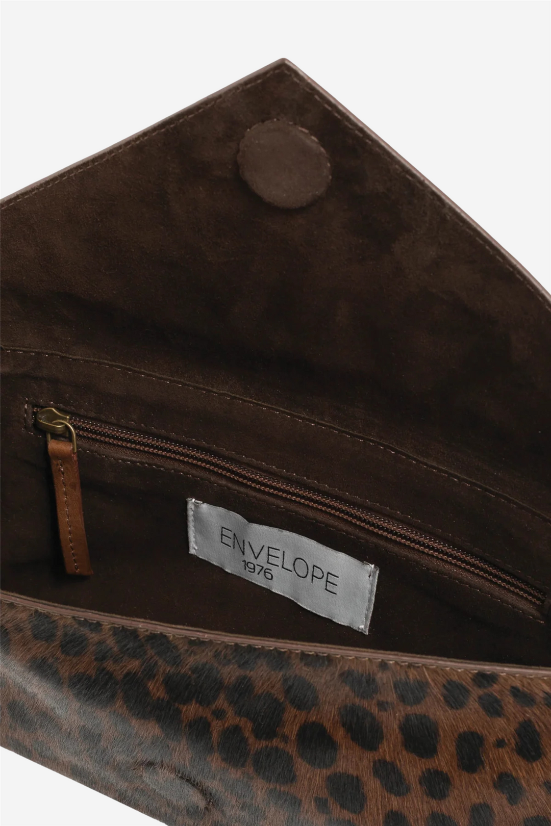 Envelope1976 Vesker Onyx Clutch Cheetah