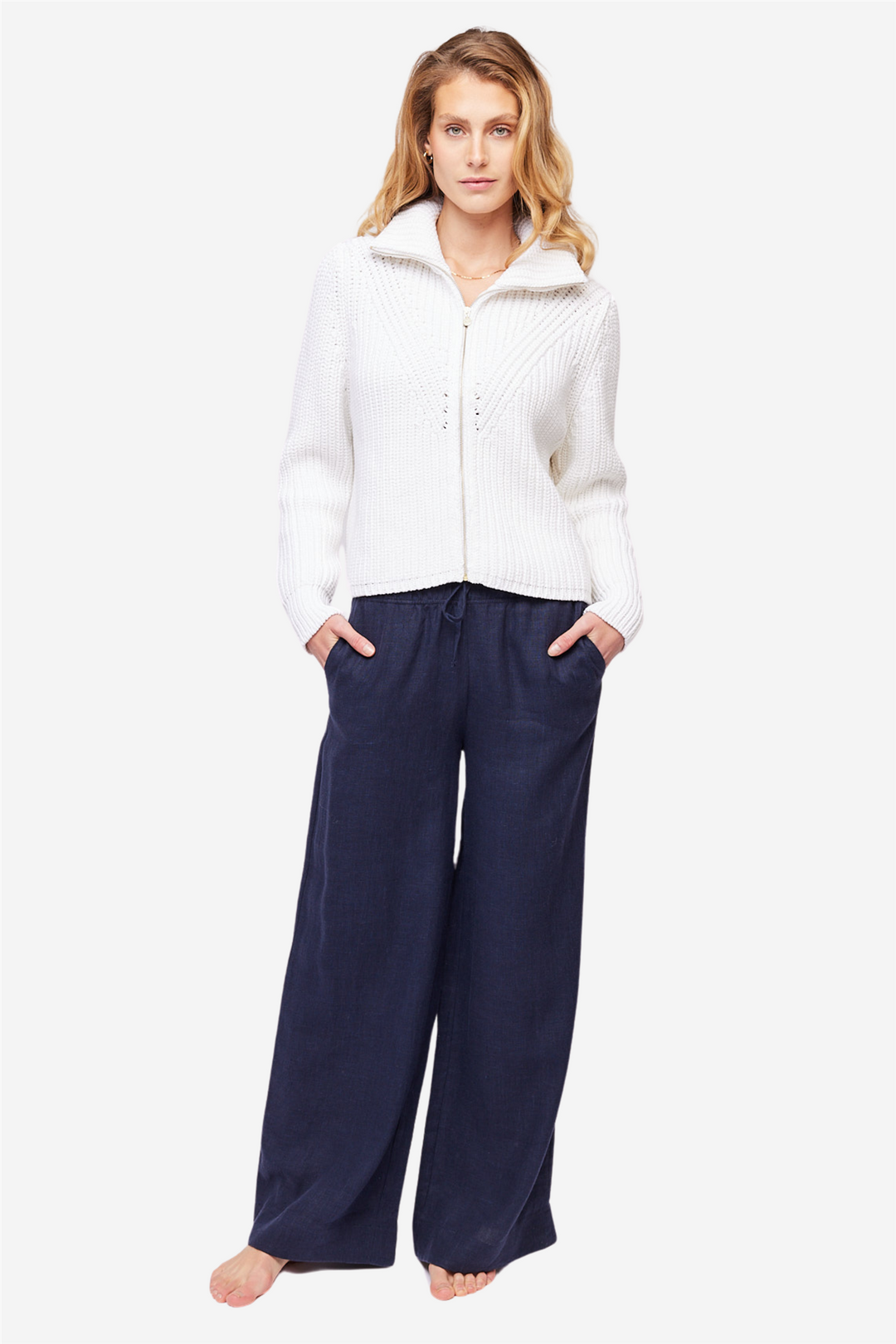 Viki Cardigan White