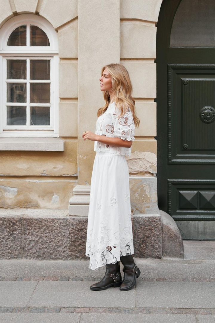 Yara Long Embroidery Skirt White