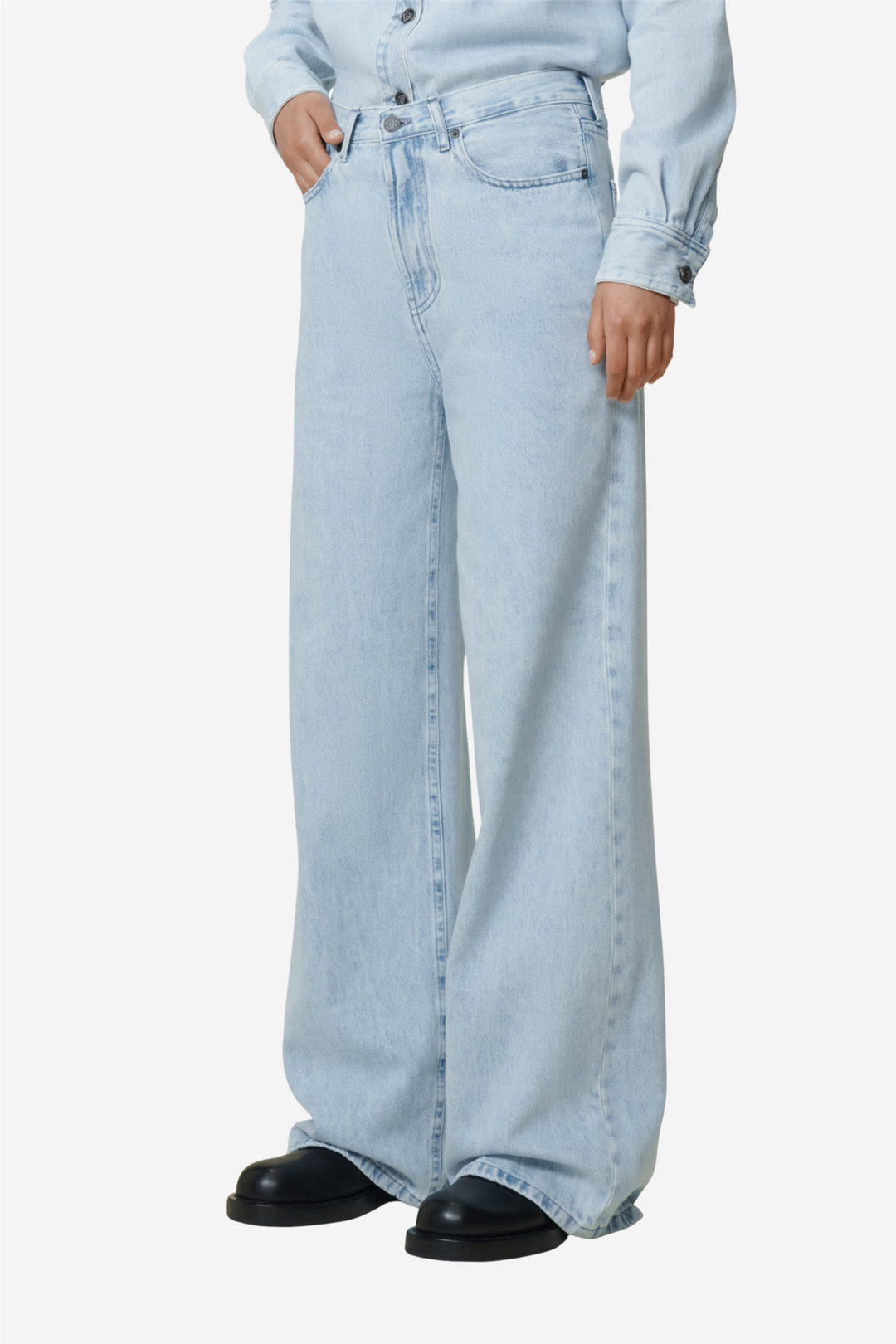 Skater Loose-Z Mauroi Bright Snow Bleached