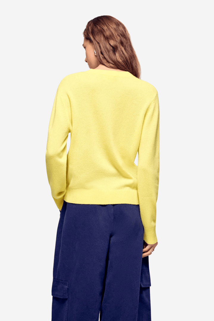 From Future Genser & Cardigan Crewneck Sweater Star Yellow