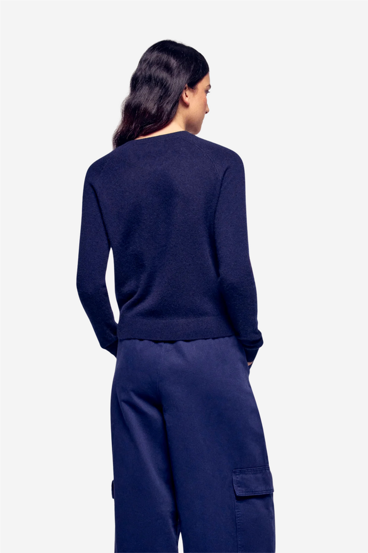 From Future Genser & Cardigan Light Sleeve Crewneck Sweater Navy