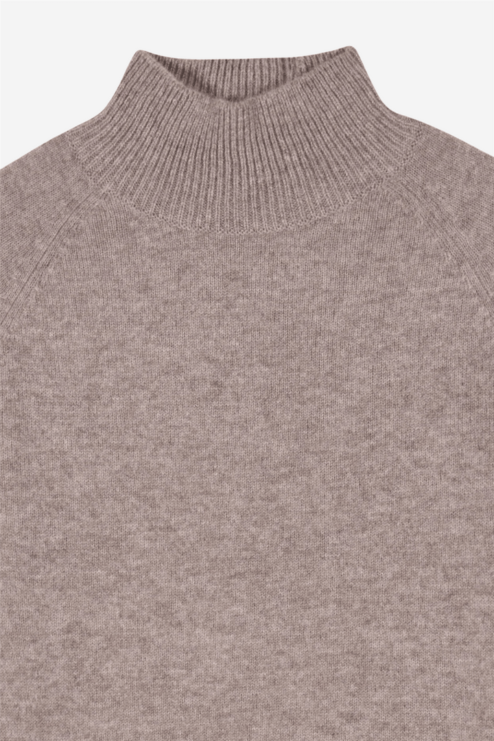From Future Genser & Cardigan Mock Neck Sweater Taupe