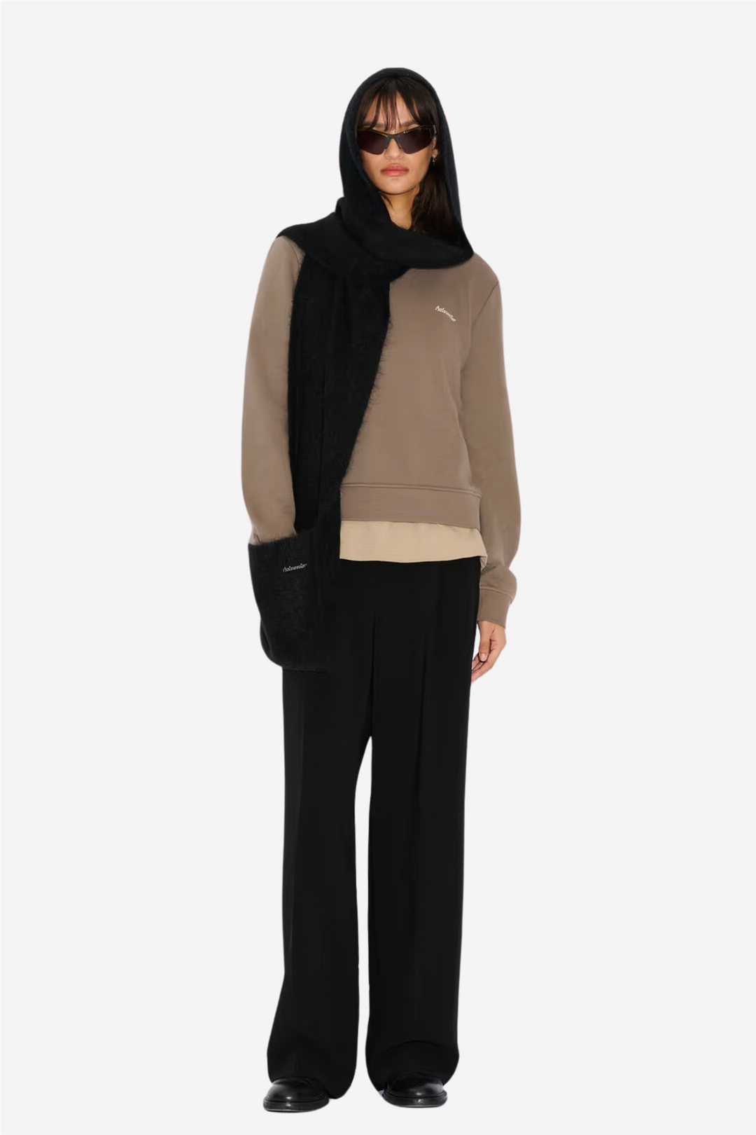 Holzweiler Genser & Cardigan Fluffy Hood Scarf Black