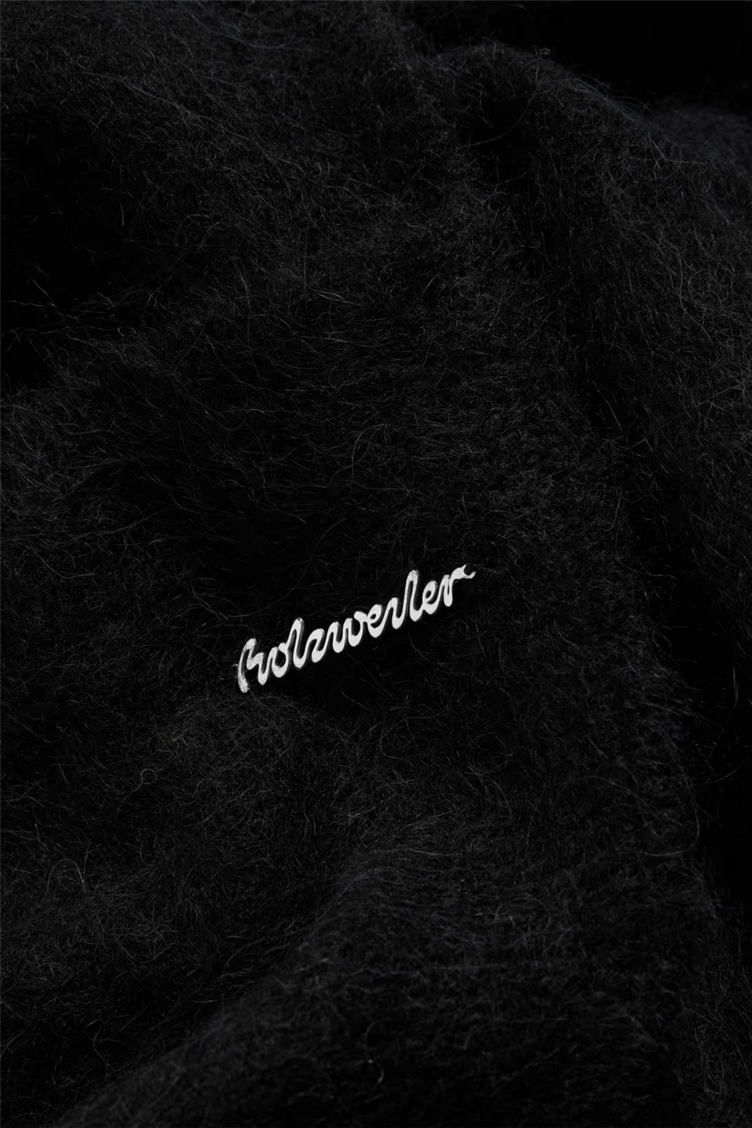 Holzweiler Genser & Cardigan Fluffy Hood Scarf Black