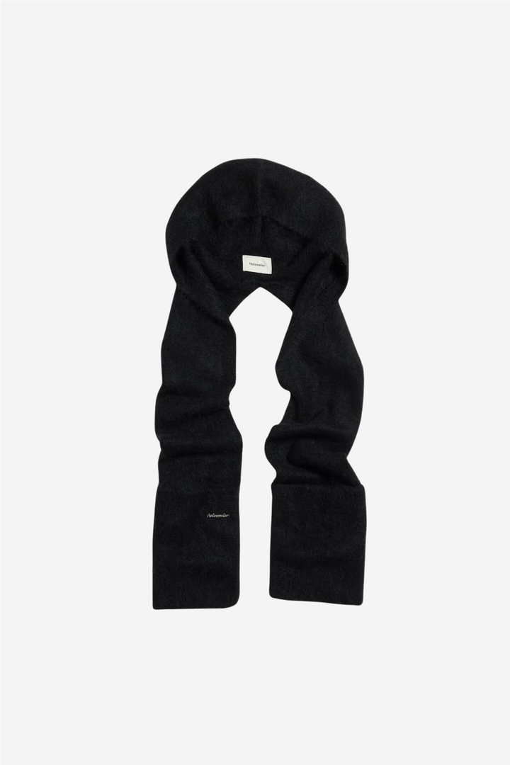 Holzweiler Genser & Cardigan Fluffy Hood Scarf Black