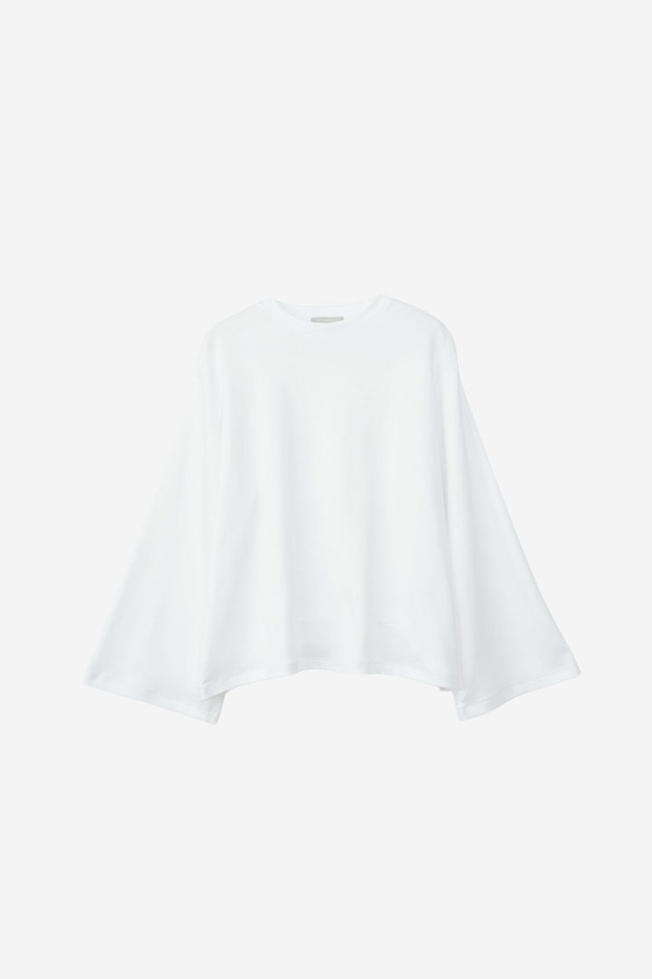 Julie Josephine Genser & Cardigan Amanda Longsleeve White