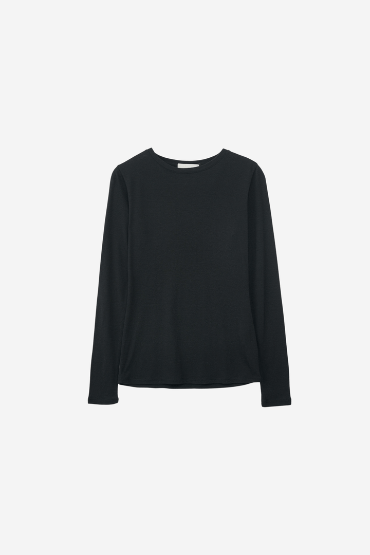 Julie Josephine Genser & Cardigan Andrea Long Sleeve Wool Black