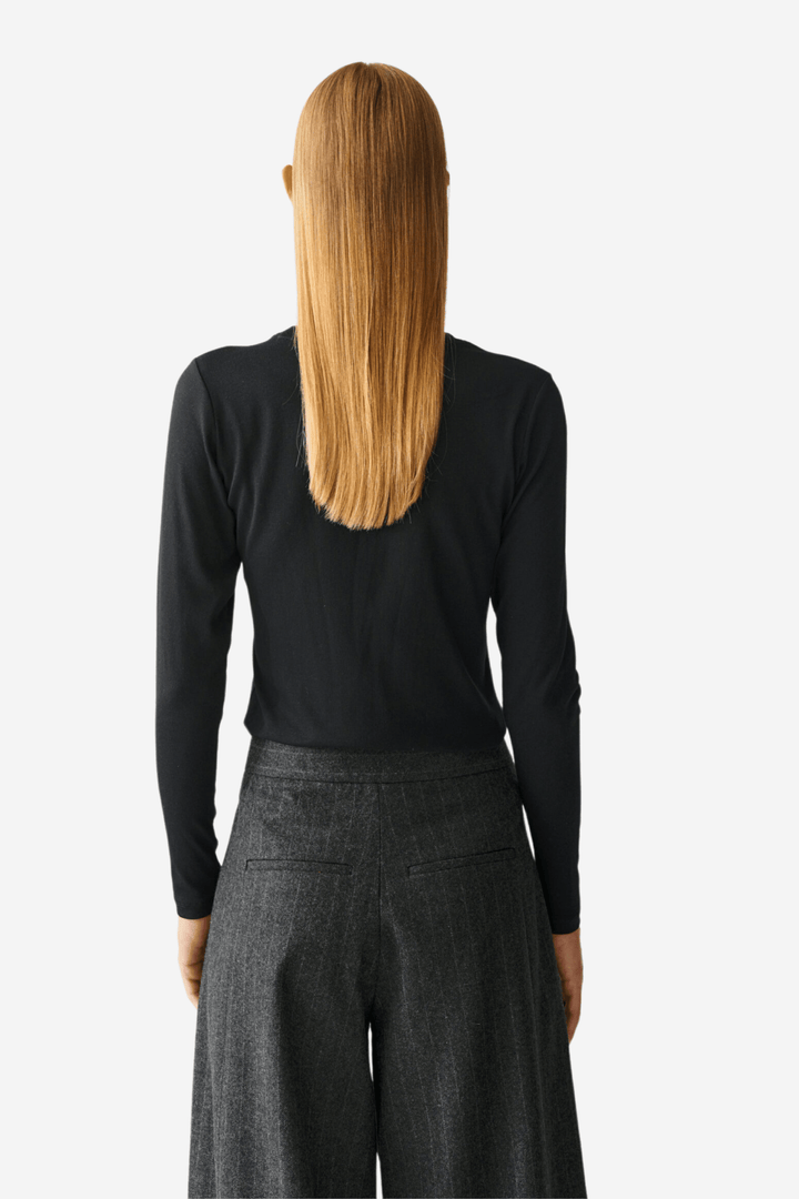 Julie Josephine Genser & Cardigan Andrea Long Sleeve Wool Black