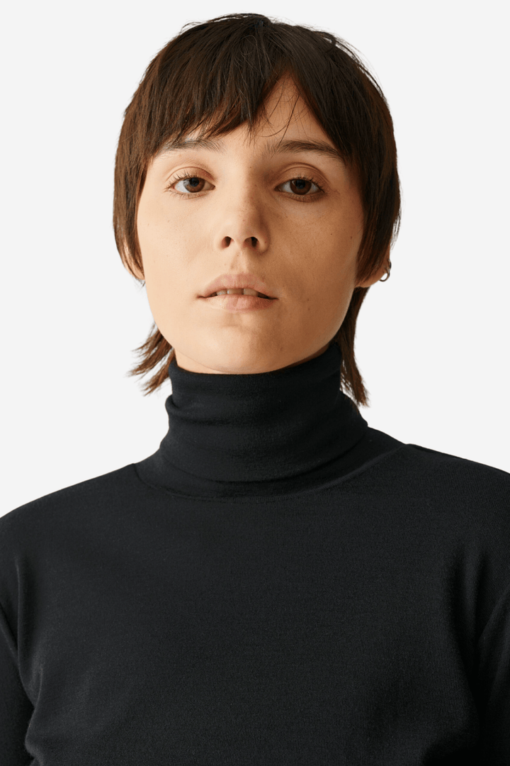 Julie Josephine Genser & Cardigan Camilla Polo Wool Black