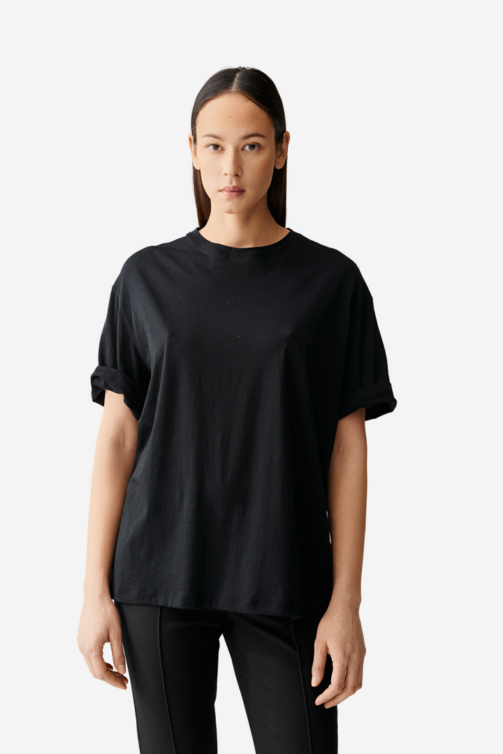 Julie Josephine Topper & t-skjorter Oversized Cotton Jersey Tee Black