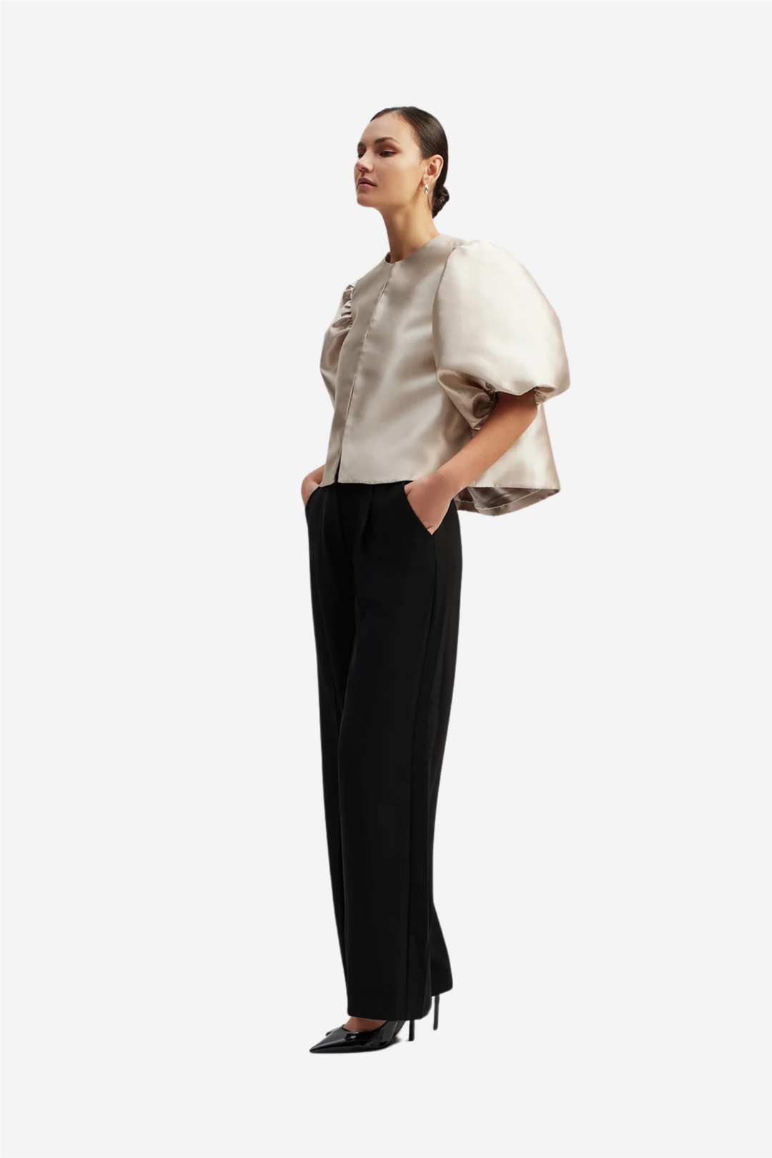 Malina Bluser & Skjorter Cleo Pouf Sleeve Blouse Soft Beige