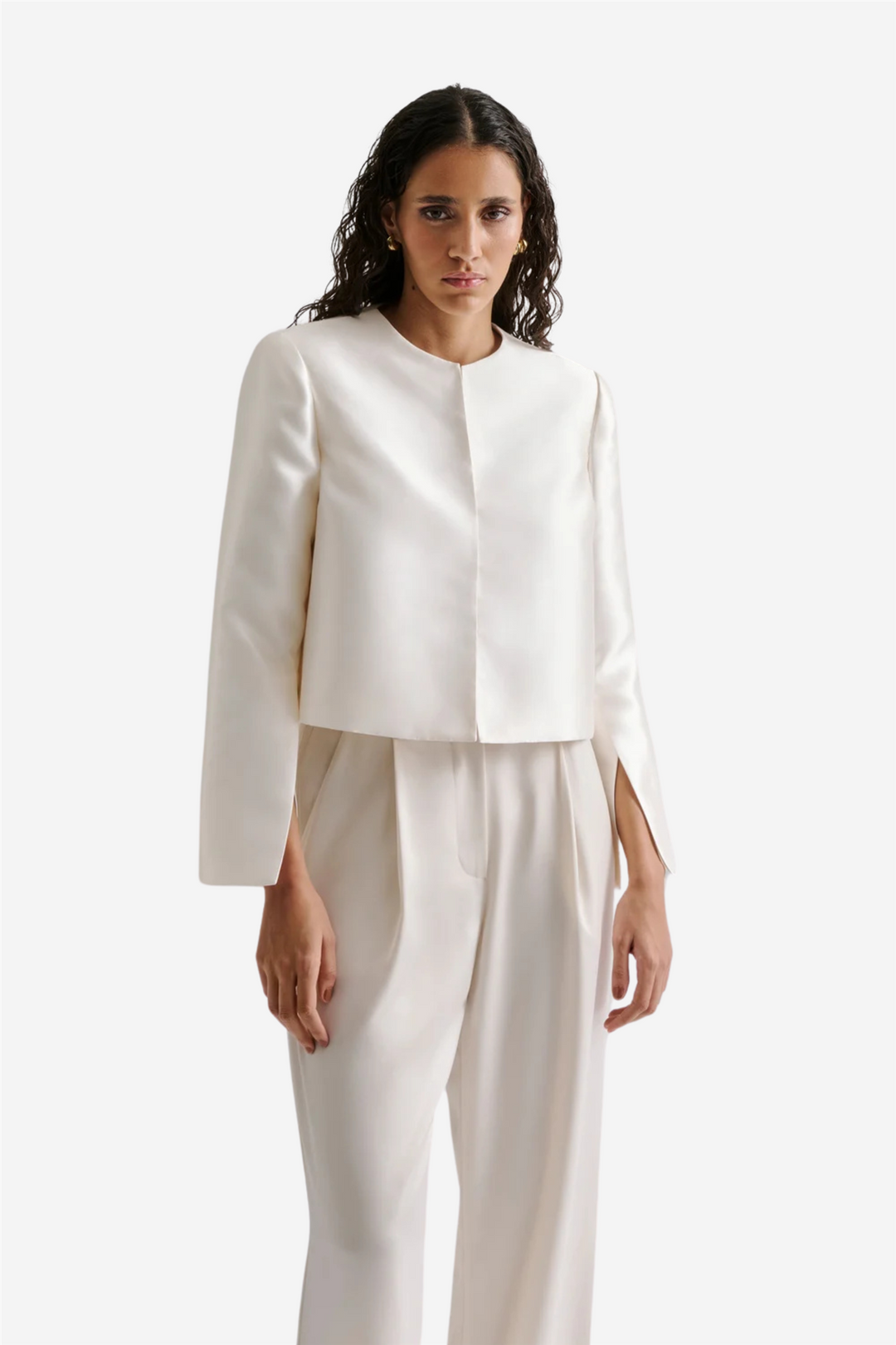 Malina Bluser & Skjorter Ruthie cropped long sleeve blouse Ivory