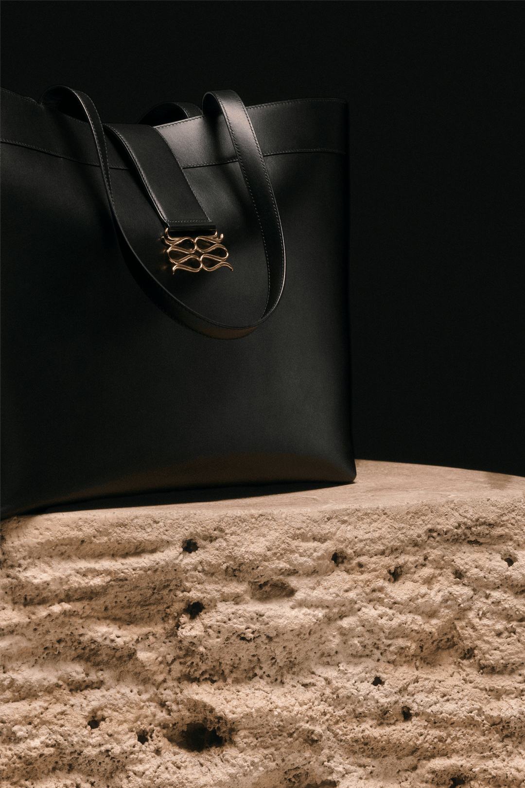 Malina Vesker Monogram Grand Leather Tote Black