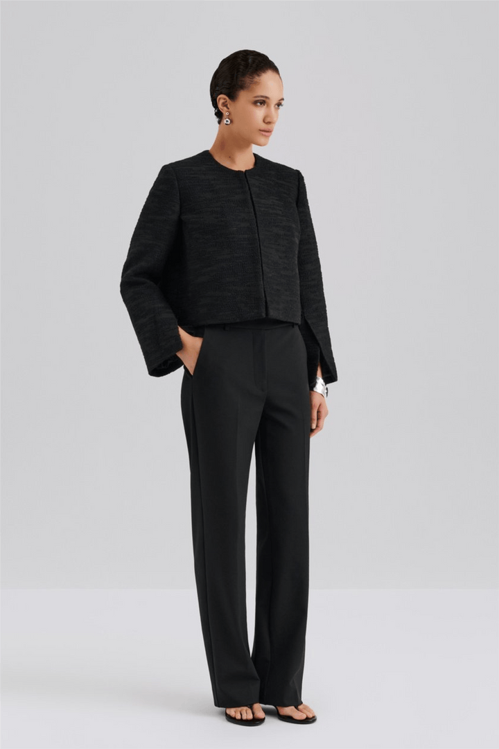 Malina Yttertøy Ruthie Cropped Boucle Blazer Black