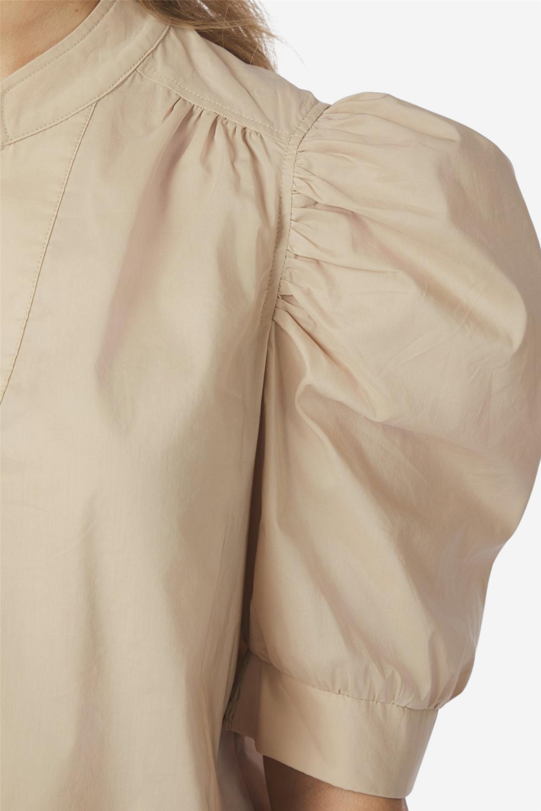 Neo Noir Bluser & Skjorter Roella Poplin Blouse Dark Sand