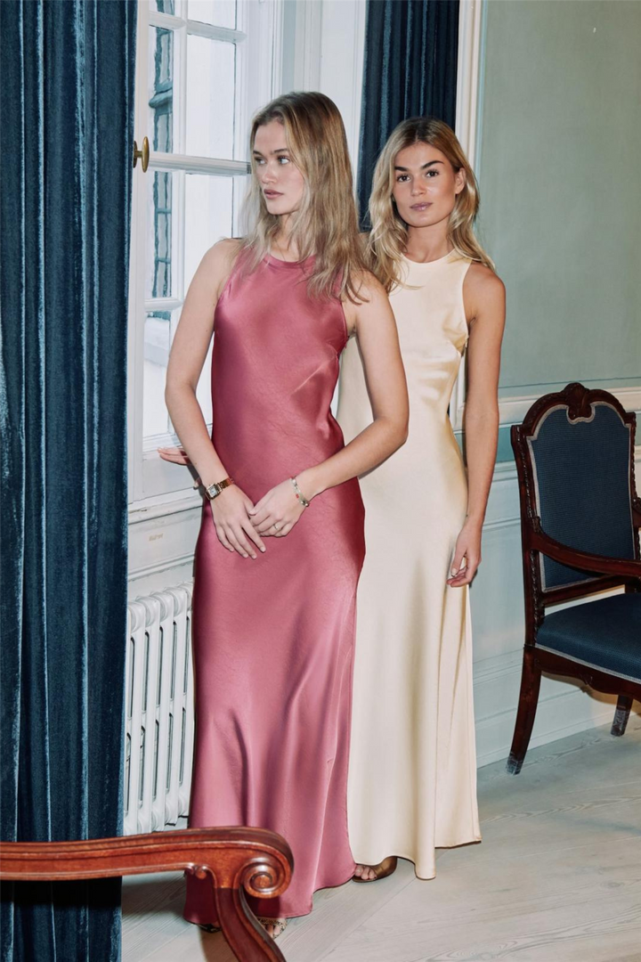 Neo Noir Kjoler & jumpsuits Celinie Heavy Sateen Dress Cherry Pink