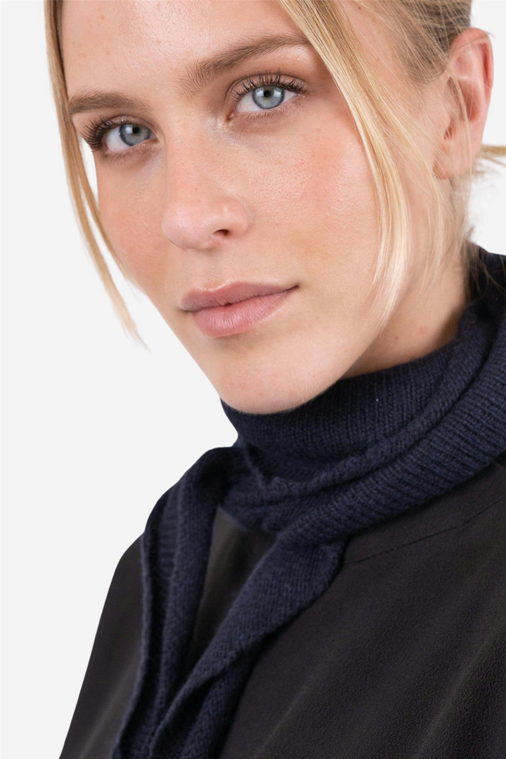 Neo Noir Tilbehør Misty Knit Scarf Navy