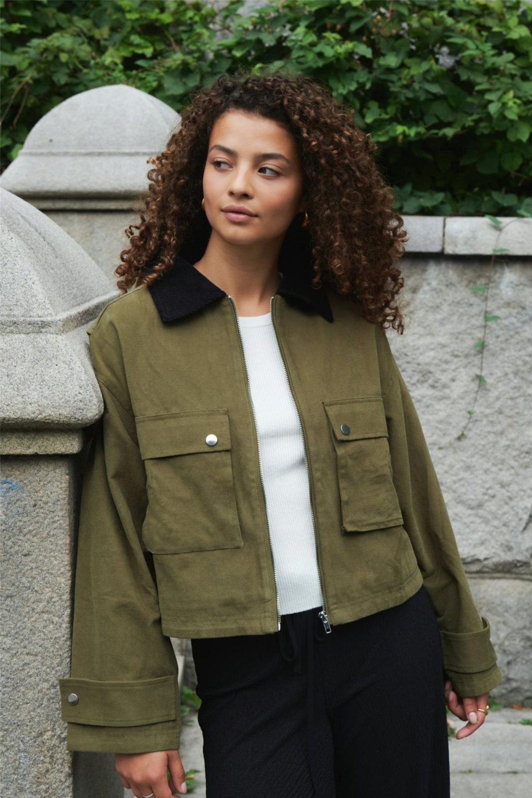 Neo Noir Yttertøy Rivera Canvas Boxy Jacket Army