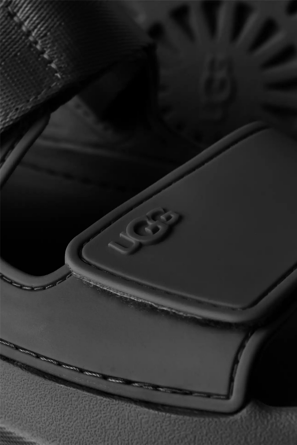 UGG Sko W GoldenGlow Black