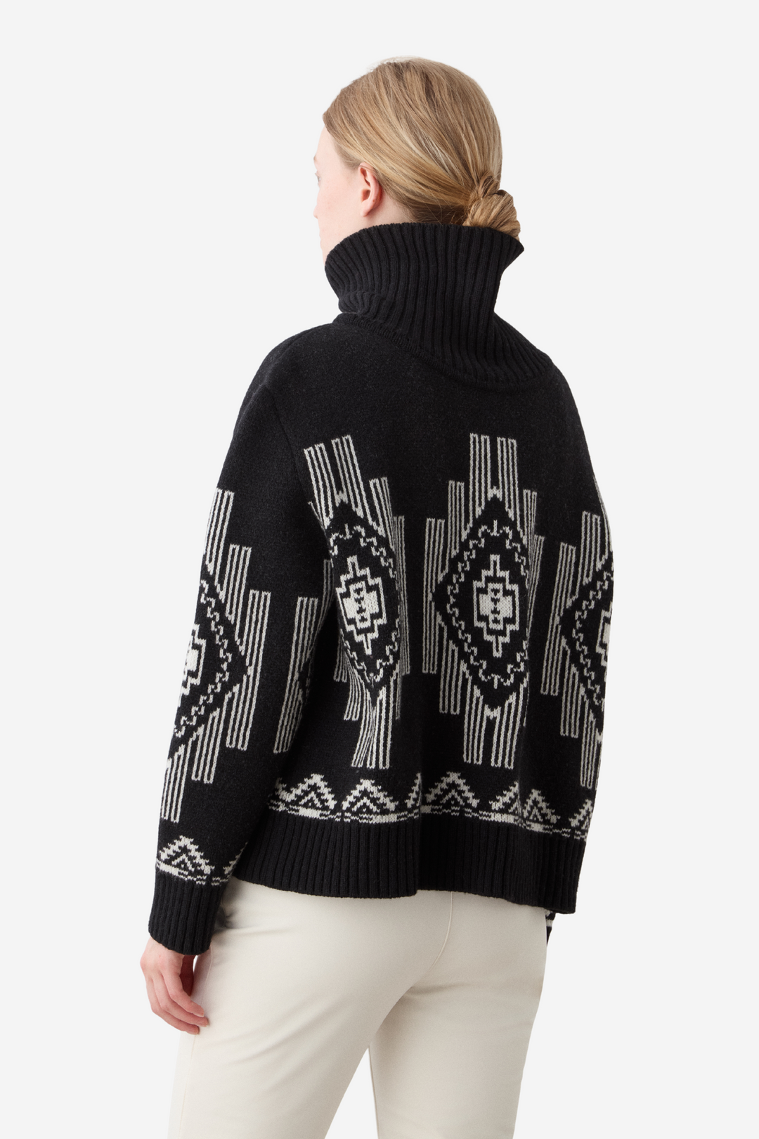 We Norwegians Genser & Cardigan Kautokeino Sweater Black