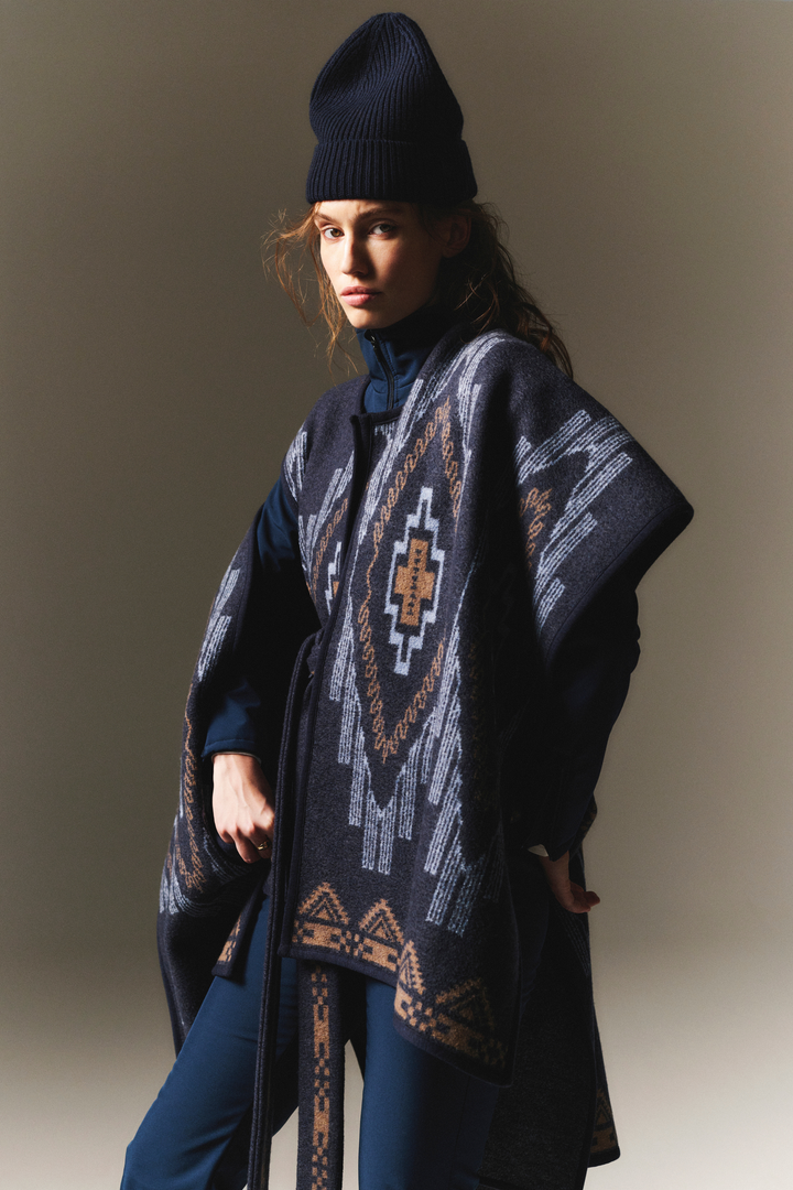 We Norwegians Yttertøy Kautokeino Poncho Navy Blue