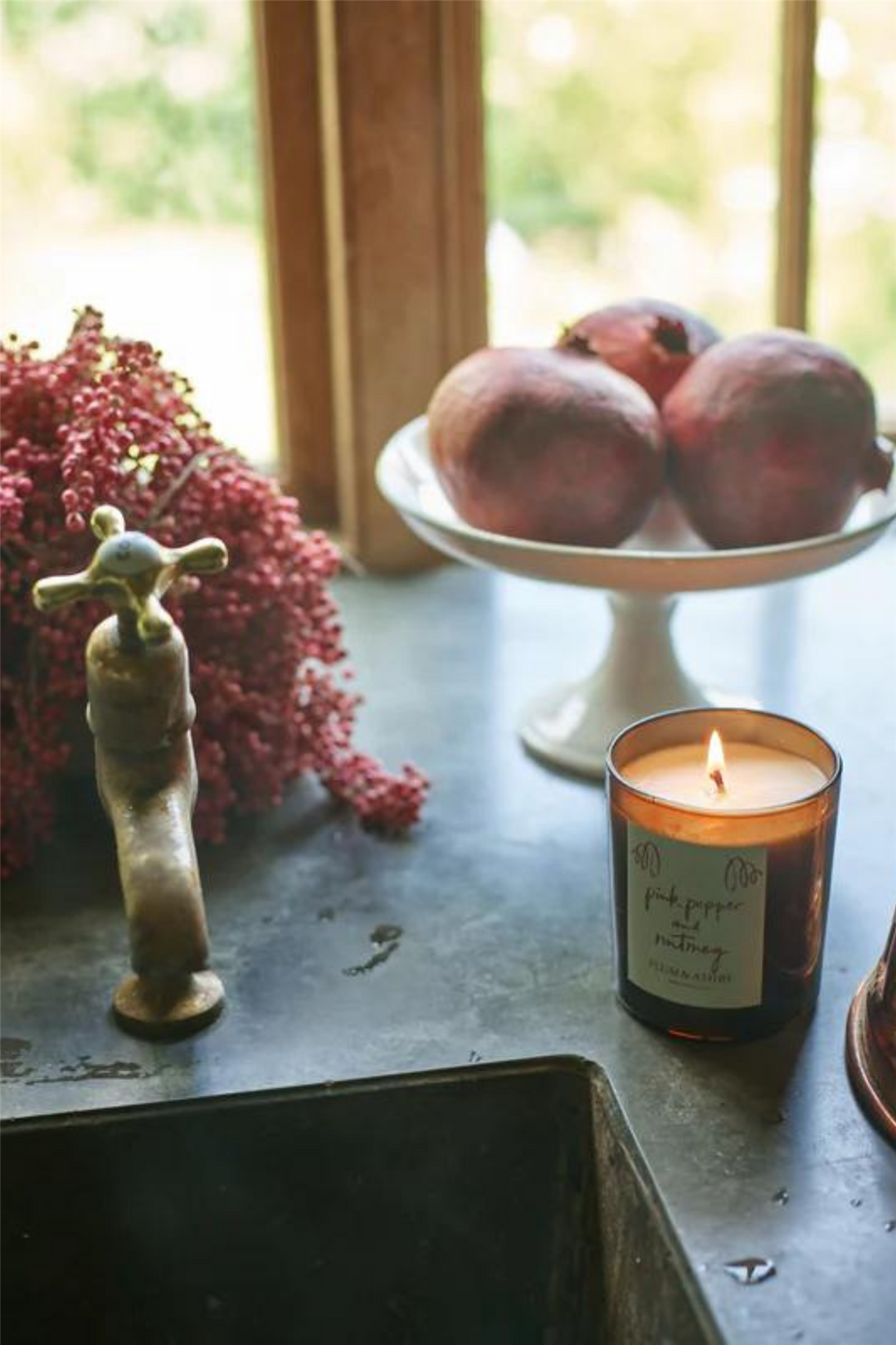 PINK PEPPER & NUTMEG CANDLE