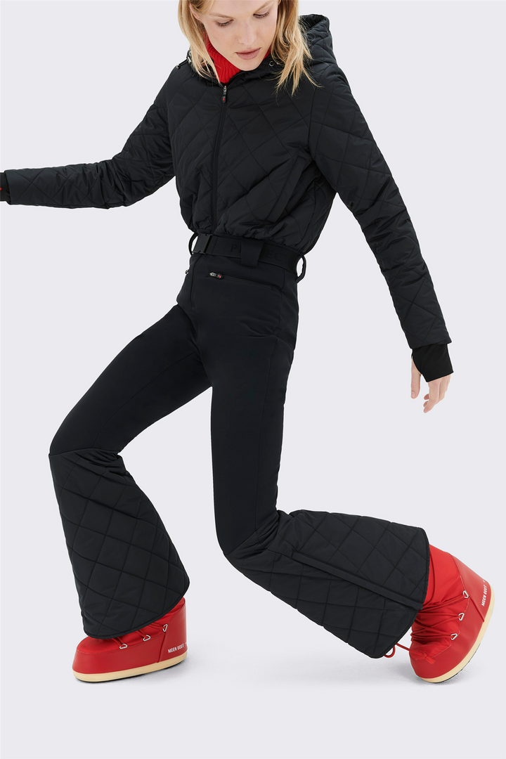 Brooke skis suit
