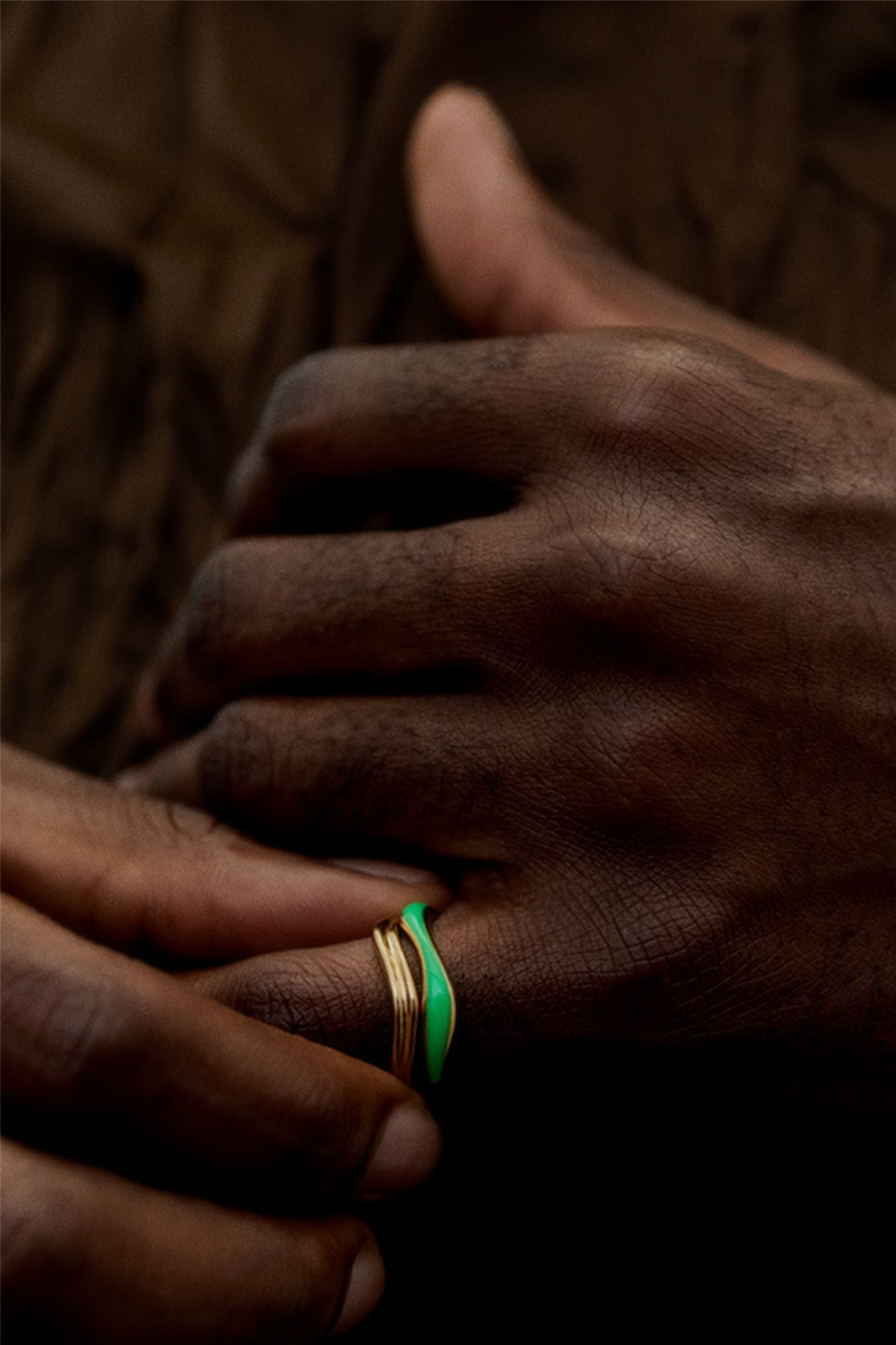 Aura Neon Green Ring Gold