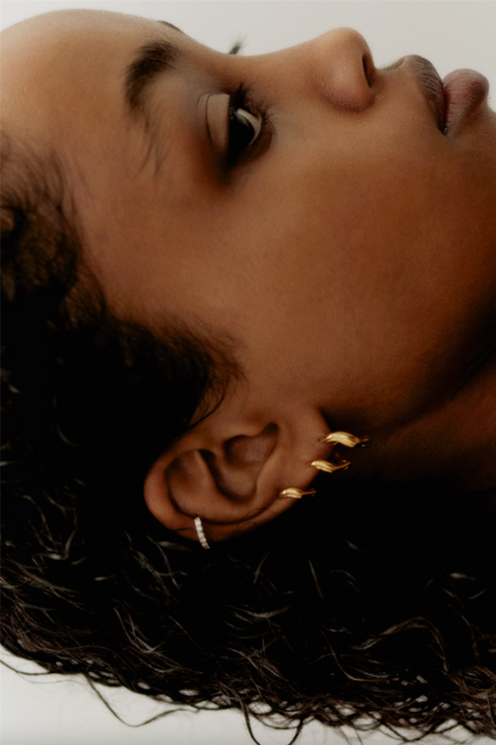 Maria Black Smykker Anil 10 Huggie Gold