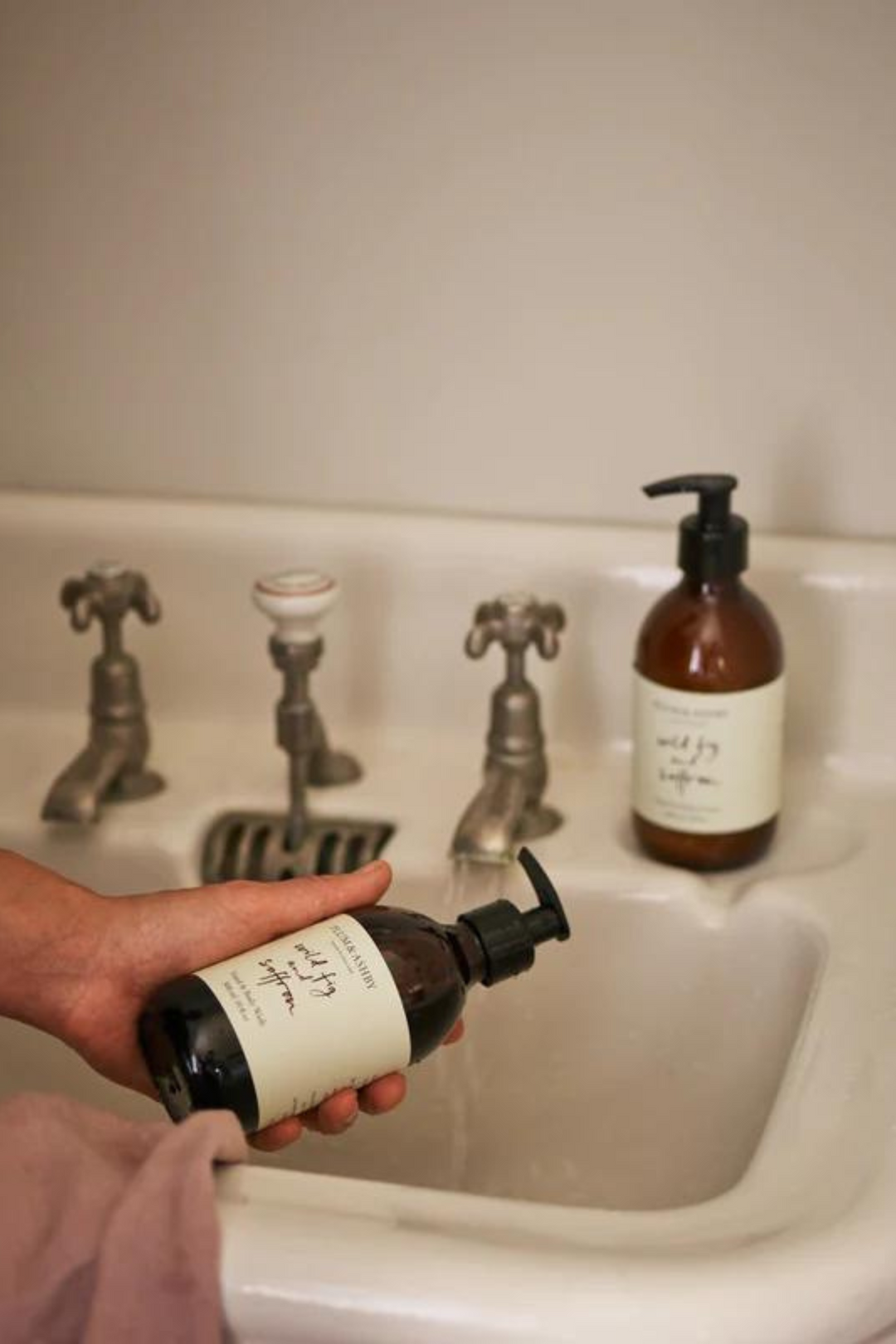 Plum & Ashby Interiør & kosmetikk Wild Fig & Saffron Hand & Body Lotion