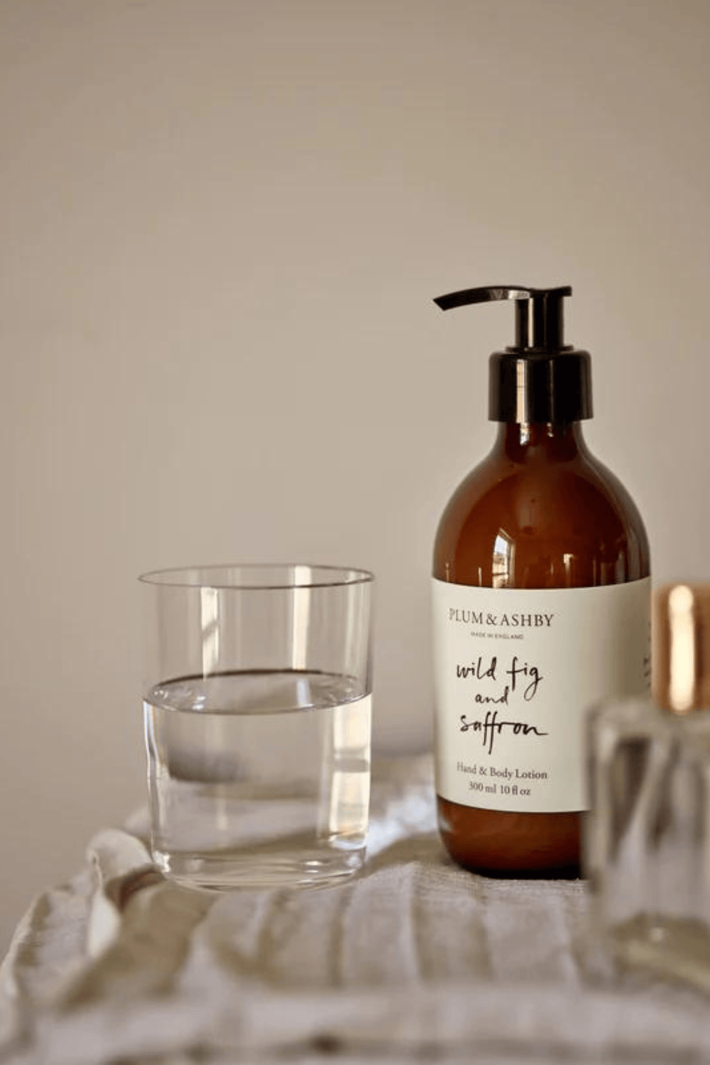 Plum & Ashby Interiør & kosmetikk Wild Fig & Saffron Hand & Body Lotion