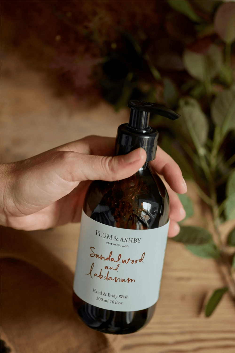 Plum & Ashby Kosmetikk Sandalwood & Labdanum Hand & Body Wash
