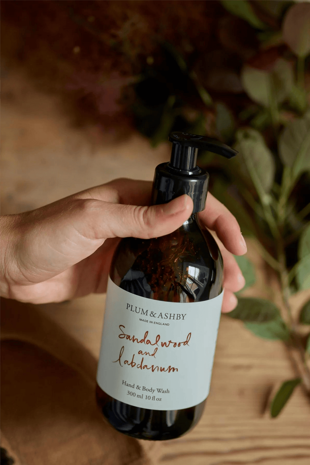 Plum & Ashby Kosmetikk Sandalwood & Labdanum Hand & Body Wash
